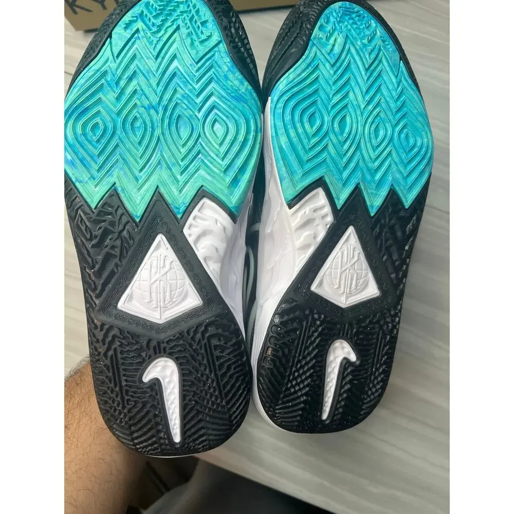 Brand new Nike Kyrie 8 size 6.5. Youth in the box.